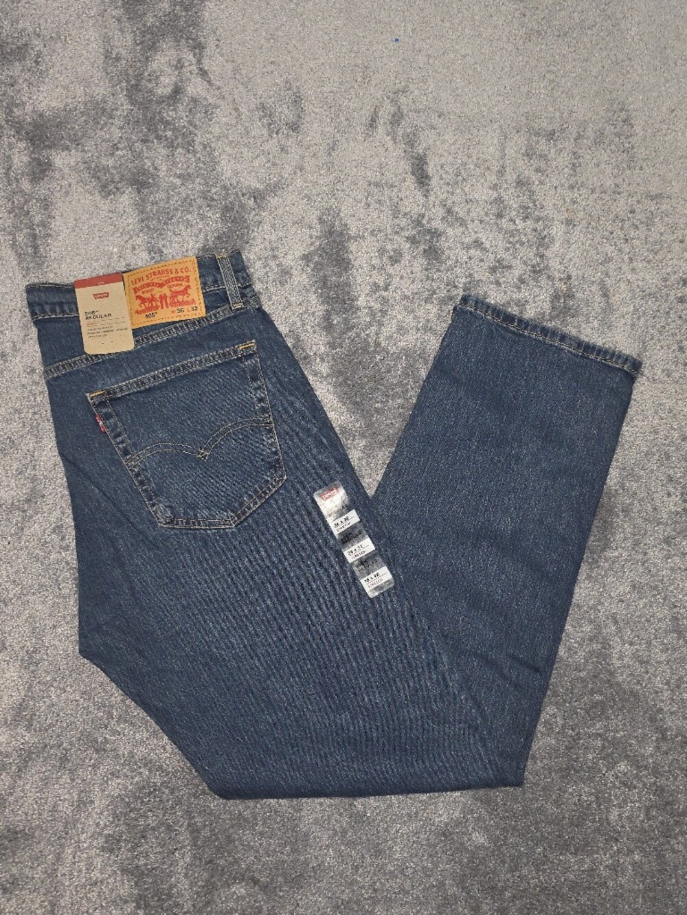 Levi's Men's Relaxed Fit Dark Blue Denim Jeans